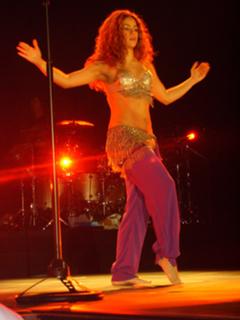 Shakira feet photo thumbnail