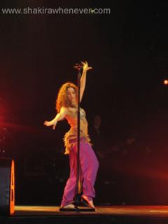 Shakira feet photo thumbnail