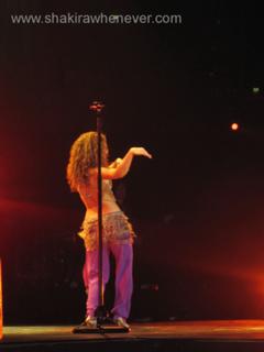 Shakira feet photo thumbnail