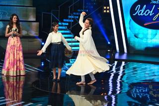 Sonakshi Sinha feet photo thumbnail