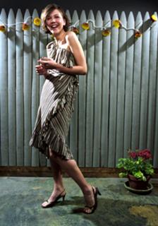 Maggie Gyllenhaal feet photo thumbnail