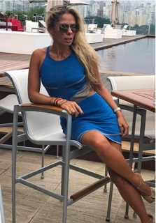 Adriane Galisteu feet photo thumbnail