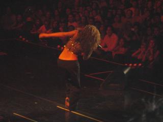 Shakira feet photo thumbnail