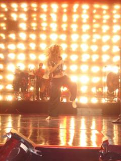 Shakira feet photo thumbnail