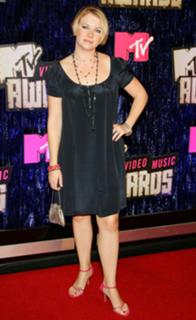 Melissa Joan Hart feet photo thumbnail