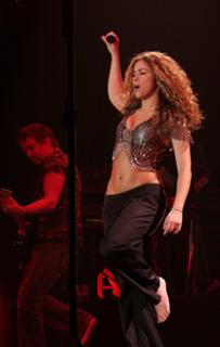 Shakira feet photo thumbnail