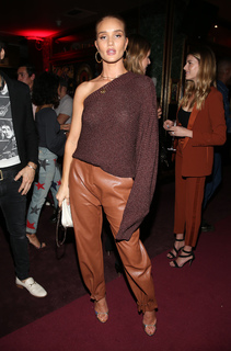 Rosie Huntington-Whiteley feet photo thumbnail