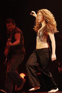 Shakira feet photo thumbnail