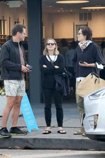 Jodie Foster feet photo thumbnail