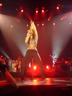 Shakira feet photo thumbnail