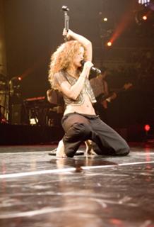 Shakira feet photo thumbnail