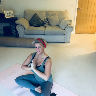 Kerry Katona feet photo thumbnail
