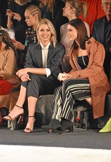 Lena Gercke feet photo thumbnail