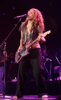 Shakira feet photo thumbnail