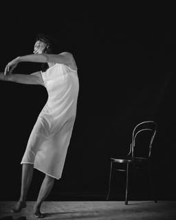Victoria Beckham feet photo thumbnail