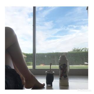 Julieta Prandi feet photo thumbnail