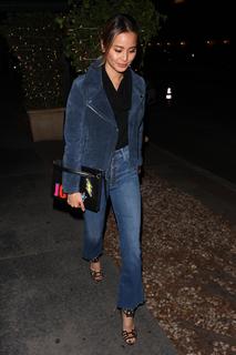 Jamie Chung feet photo thumbnail
