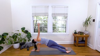 Adriene Mishler feet photo thumbnail