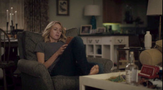 Naomi Watts feet photo thumbnail