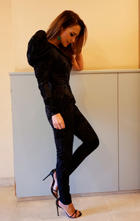 Paula Echevarría feet photo thumbnail