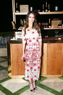 Jordana Brewster feet photo thumbnail