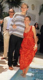 Sharon Stone feet photo thumbnail