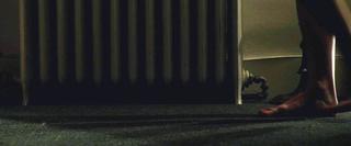 Milla Jovovich feet photo thumbnail