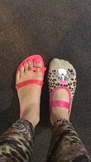 Alaine Crissiê feet photo thumbnail