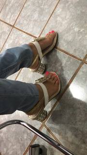 Alaine Crissiê feet photo thumbnail