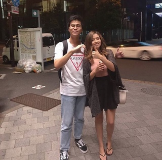 Imane Pokimane Anys feet photo thumbnail