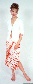 Hilary Swank feet photo thumbnail