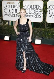 Jennifer Lawrence feet photo thumbnail