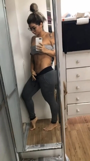 Kelly Key feet photo thumbnail