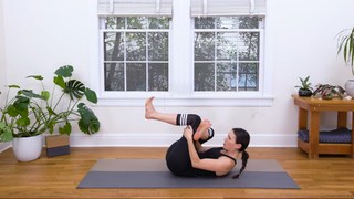 Adriene Mishler feet photo thumbnail