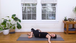 Adriene Mishler feet photo thumbnail