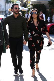 Eva Longoria feet photo thumbnail