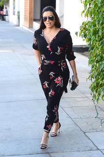 Eva Longoria feet photo thumbnail