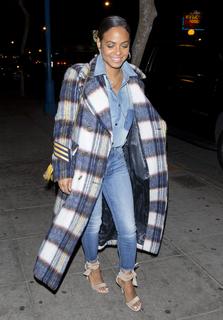 Christina Milian feet photo thumbnail