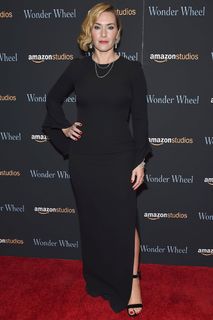 Kate Winslet feet photo thumbnail