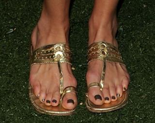 Malin Akerman feet photo thumbnail