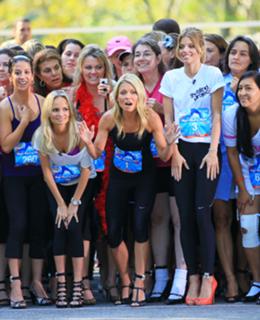 AnnaLynne McCord feet photo thumbnail