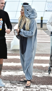 Chloe Ferry feet photo thumbnail