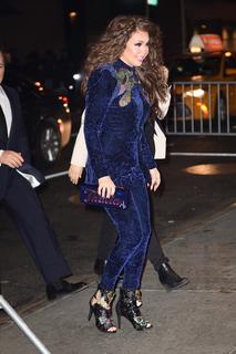 Thalía feet photo thumbnail