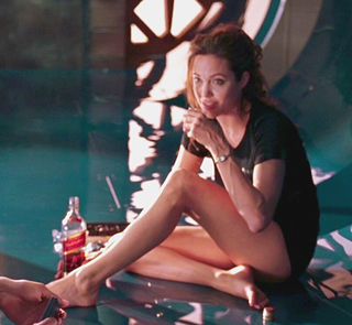 Angelina Jolie feet photo thumbnail