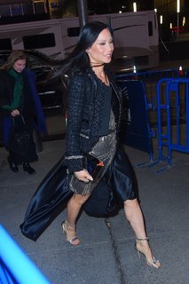 Lucy Liu feet photo thumbnail