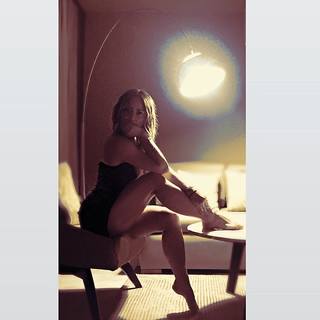 Andrea Legarreta feet photo thumbnail
