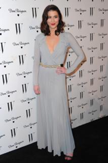 Mary Elizabeth Winstead feet photo thumbnail