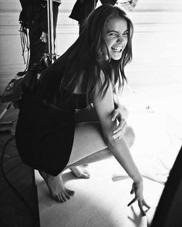 Barbara Palvin feet photo thumbnail