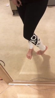 Imane Pokimane Anys feet photo thumbnail