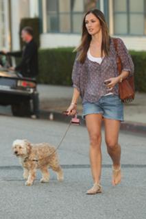 Minka Kelly feet photo thumbnail